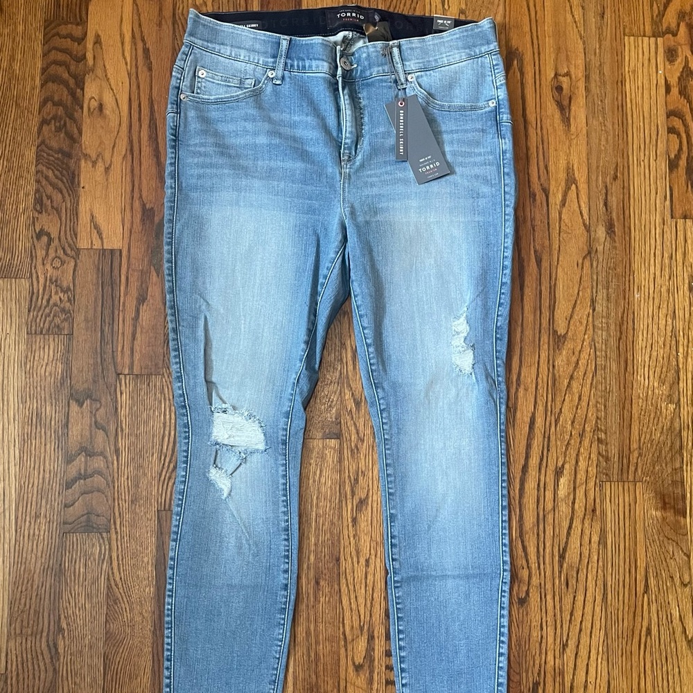 Torrid Bombshell Skinny Jeans 14R